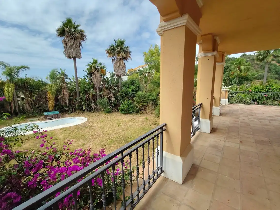 Jardí de Casa o xalet en venda en Estepona amb Jardí privat, Terrassa i Traster