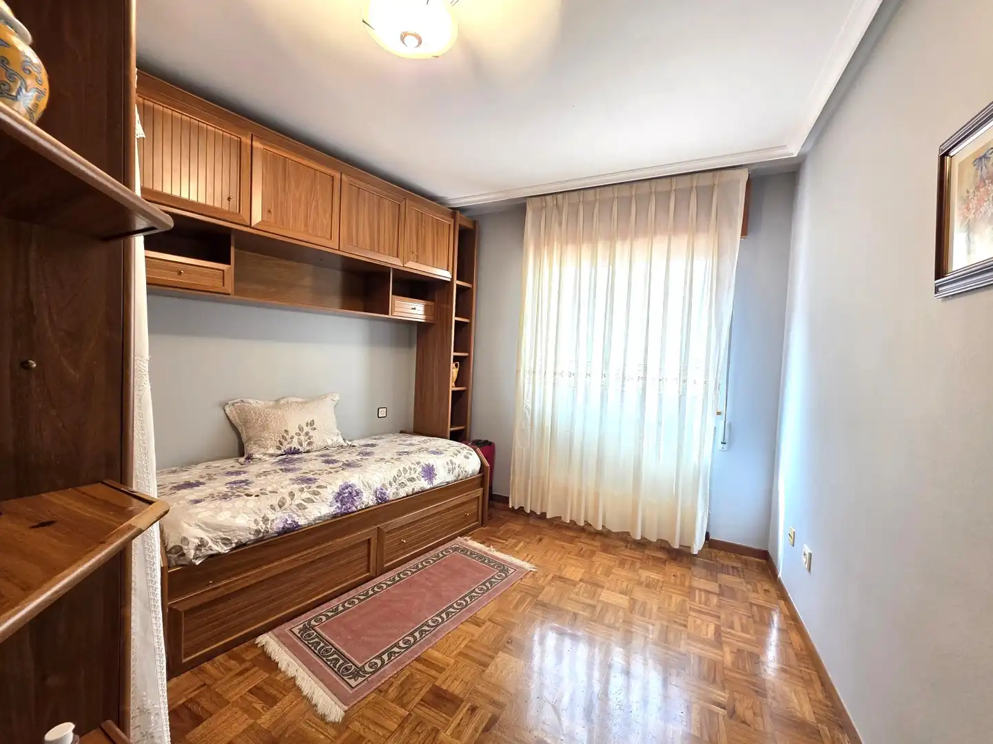 Schlafzimmer von Wohnung zum Verkauf in San Martín del Rey Aurelio mit Heizung, Privatgarten und Parkett