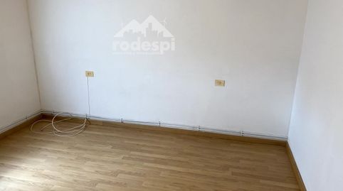 Foto 5 von Wohnung zur Miete in Antonia Tovar, Arbo, Pontevedra