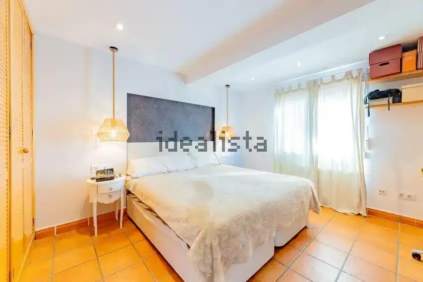 Habitación de Casa o chalet en venta en La Nucia con Aire acondicionado, Calefacción y Jardín privado