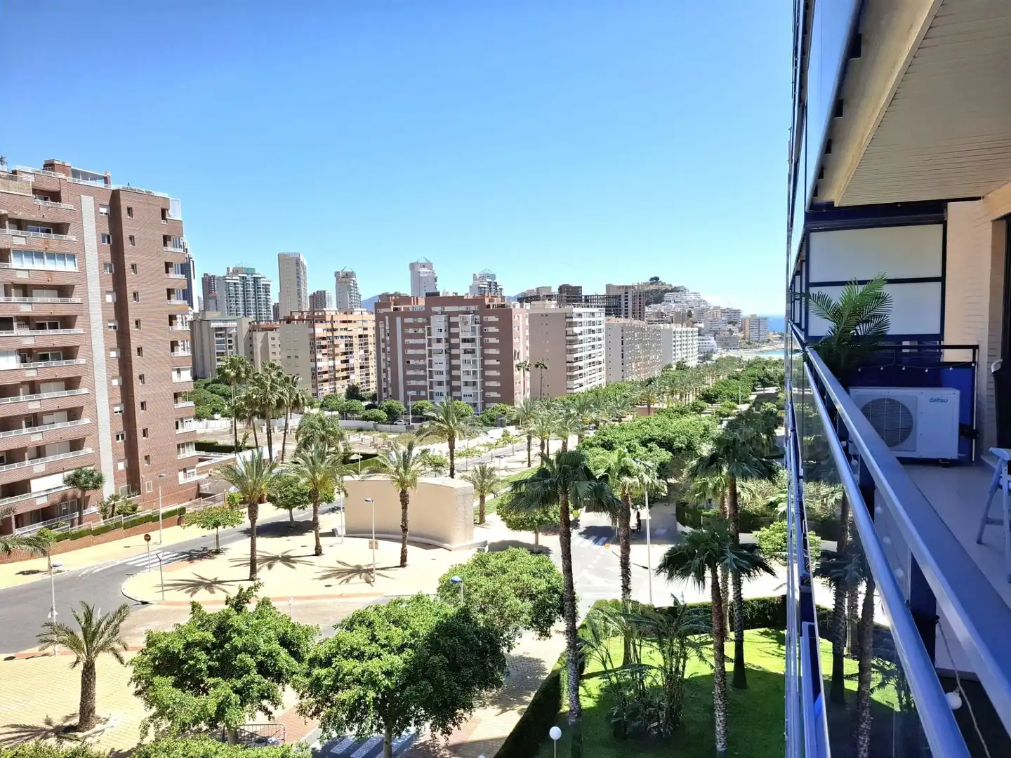Vista exterior de Piso en venta en Villajoyosa / La Vila Joiosa con Aire acondicionado, Trastero y Piscina comunitaria
