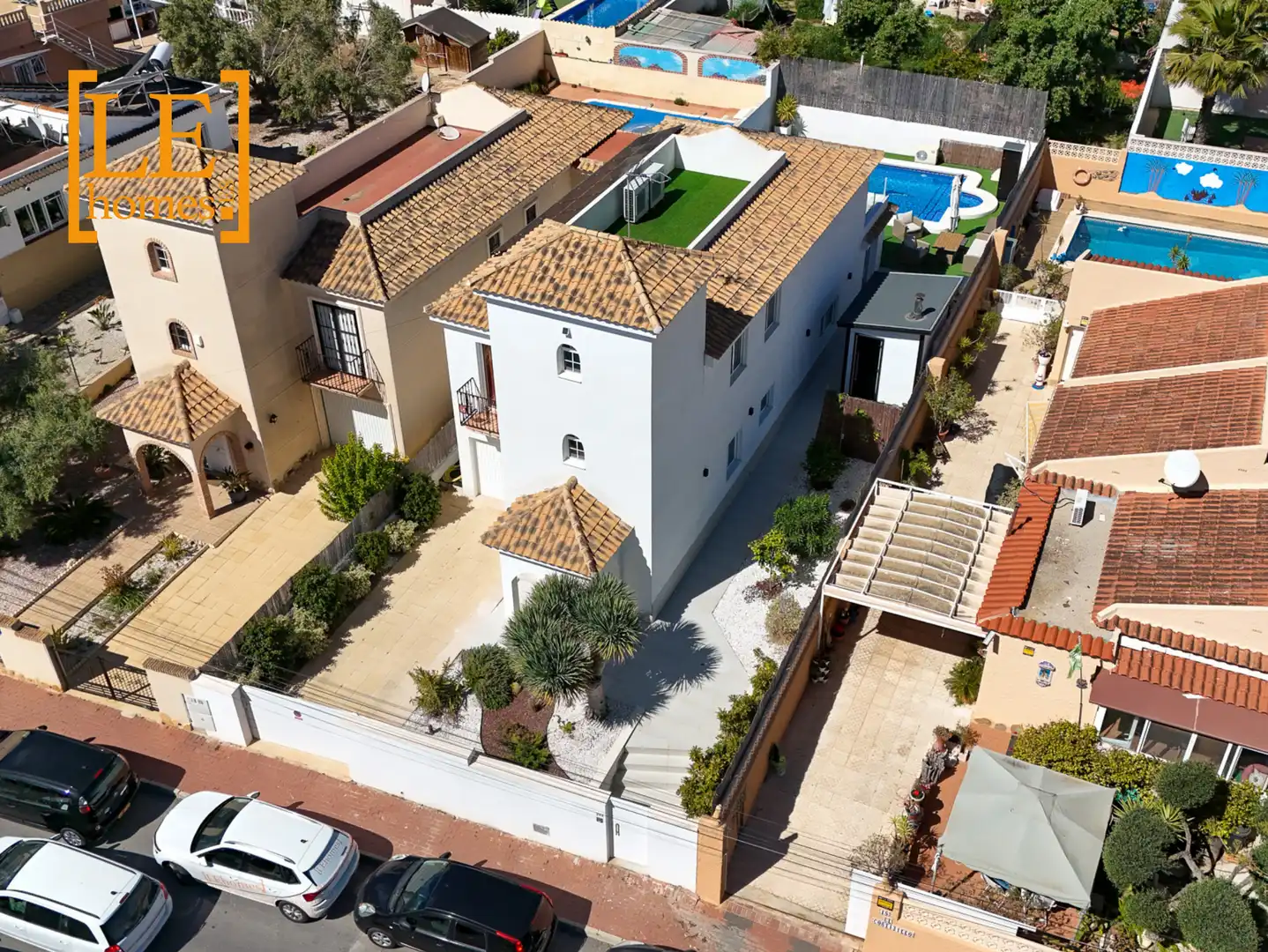 Exterior view of Houses for sale in Torrevieja  with Air Conditioner, Heating and Private garden