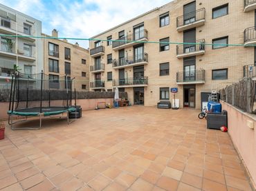Appartement avec ascenseur à vendre à ILLA CARRER DE'