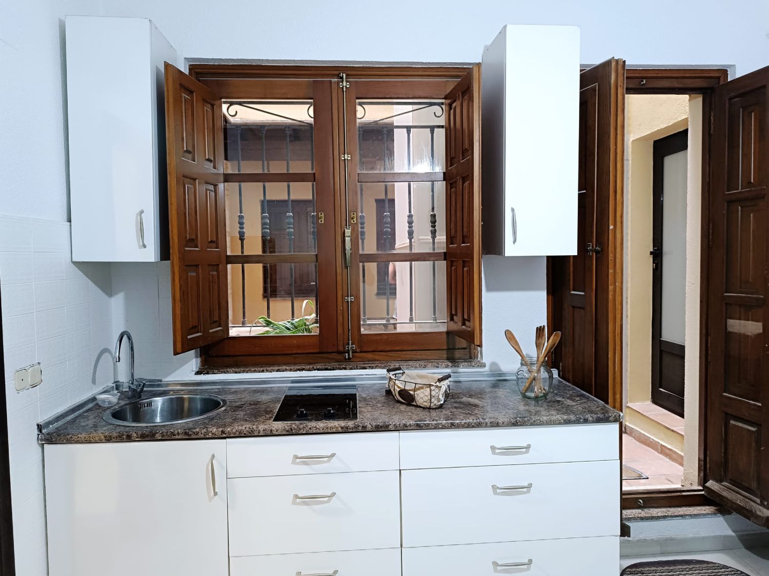 Kitchen of Apartment for sale in Salamanca Capital  with Terrace