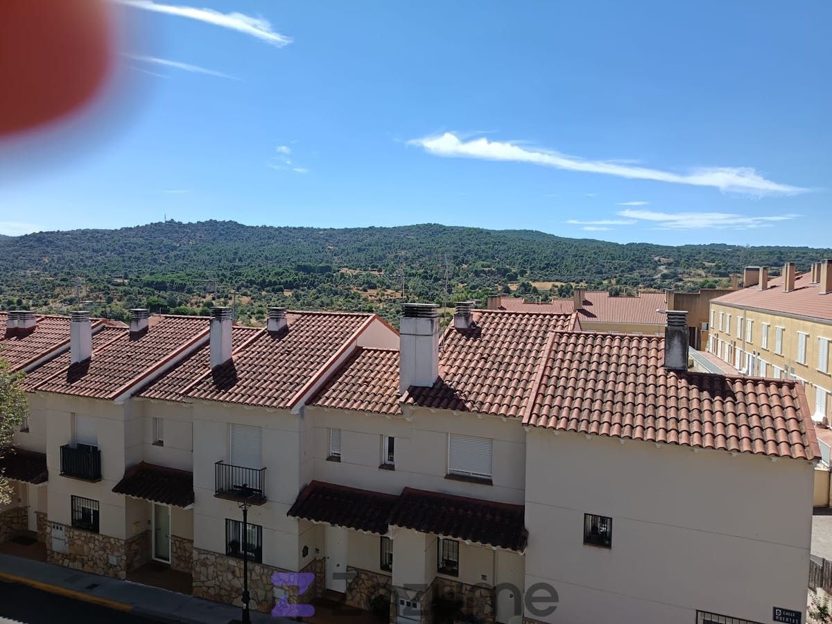 Vista exterior de Casa adosada de lloguer en San Martín de Valdeiglesias amb Calefacció, Terrassa i Traster