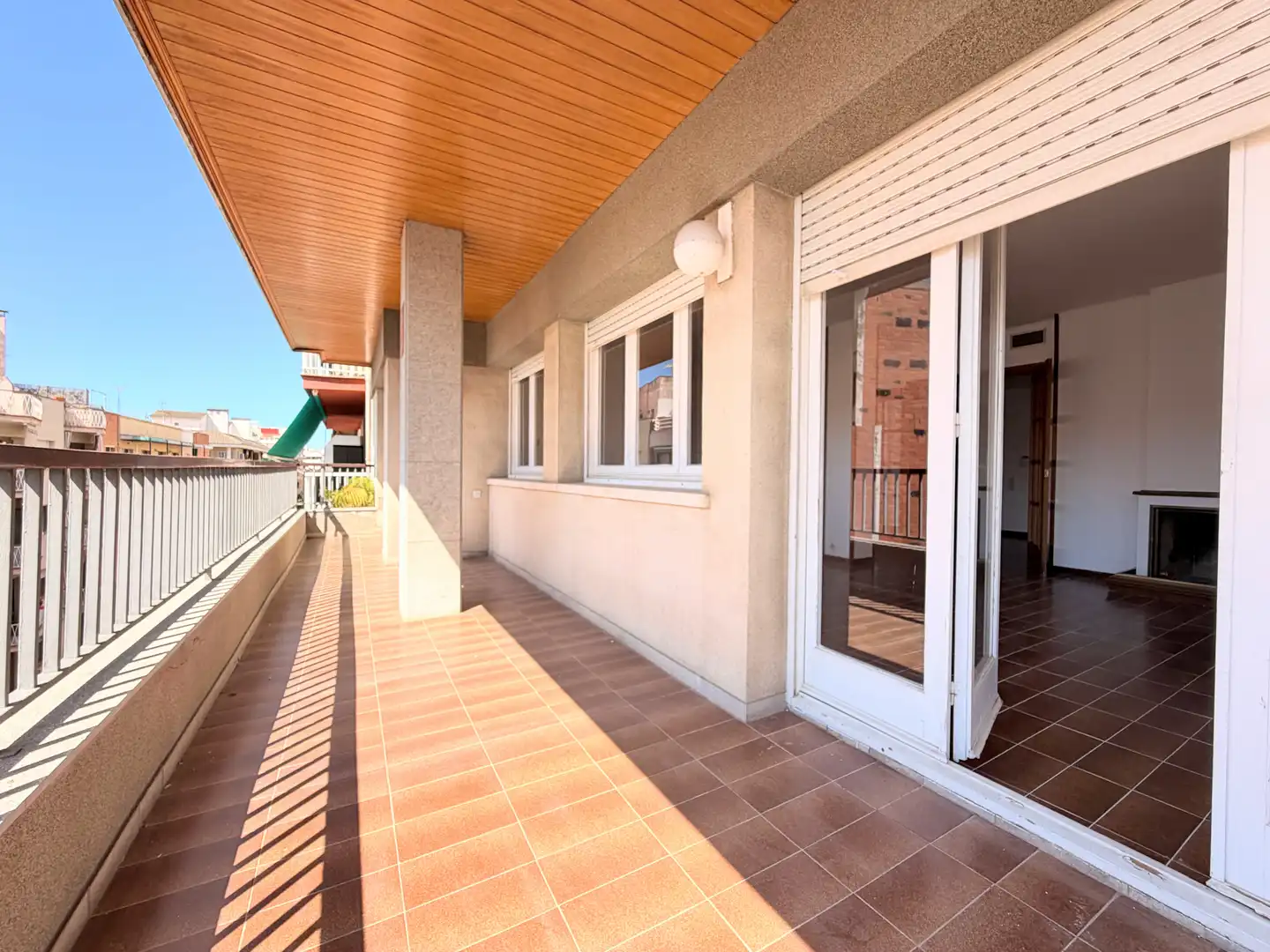 Terraza de Piso en venta en Vilanova i la Geltrú con Calefacción y Horno