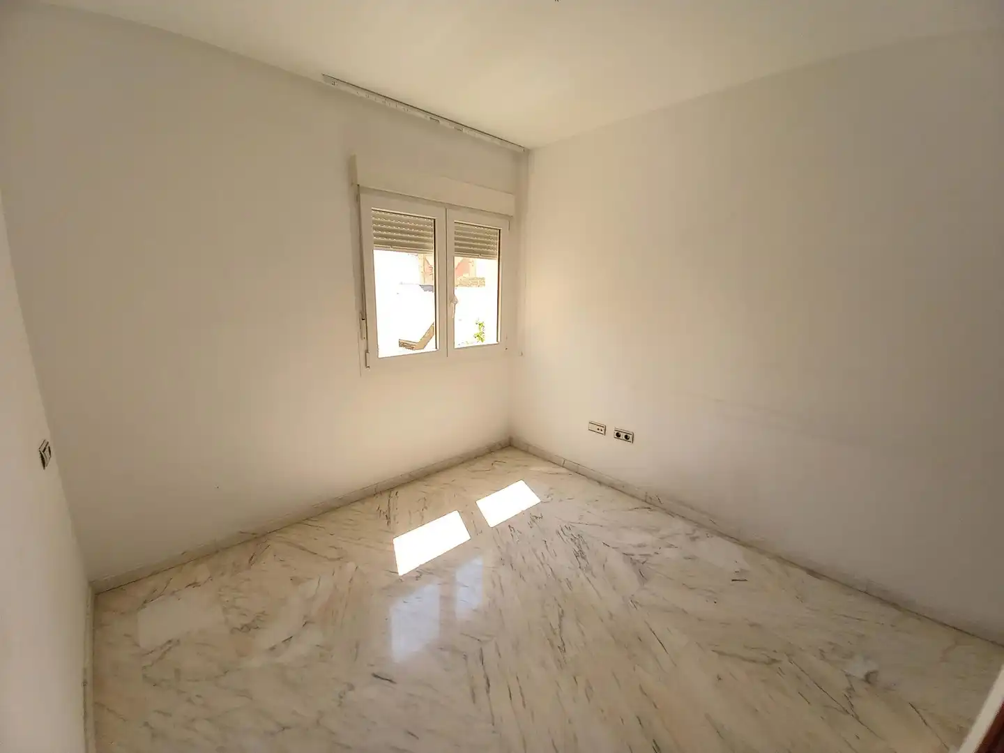 Bedroom of Flat for rent in Poniente-Sur