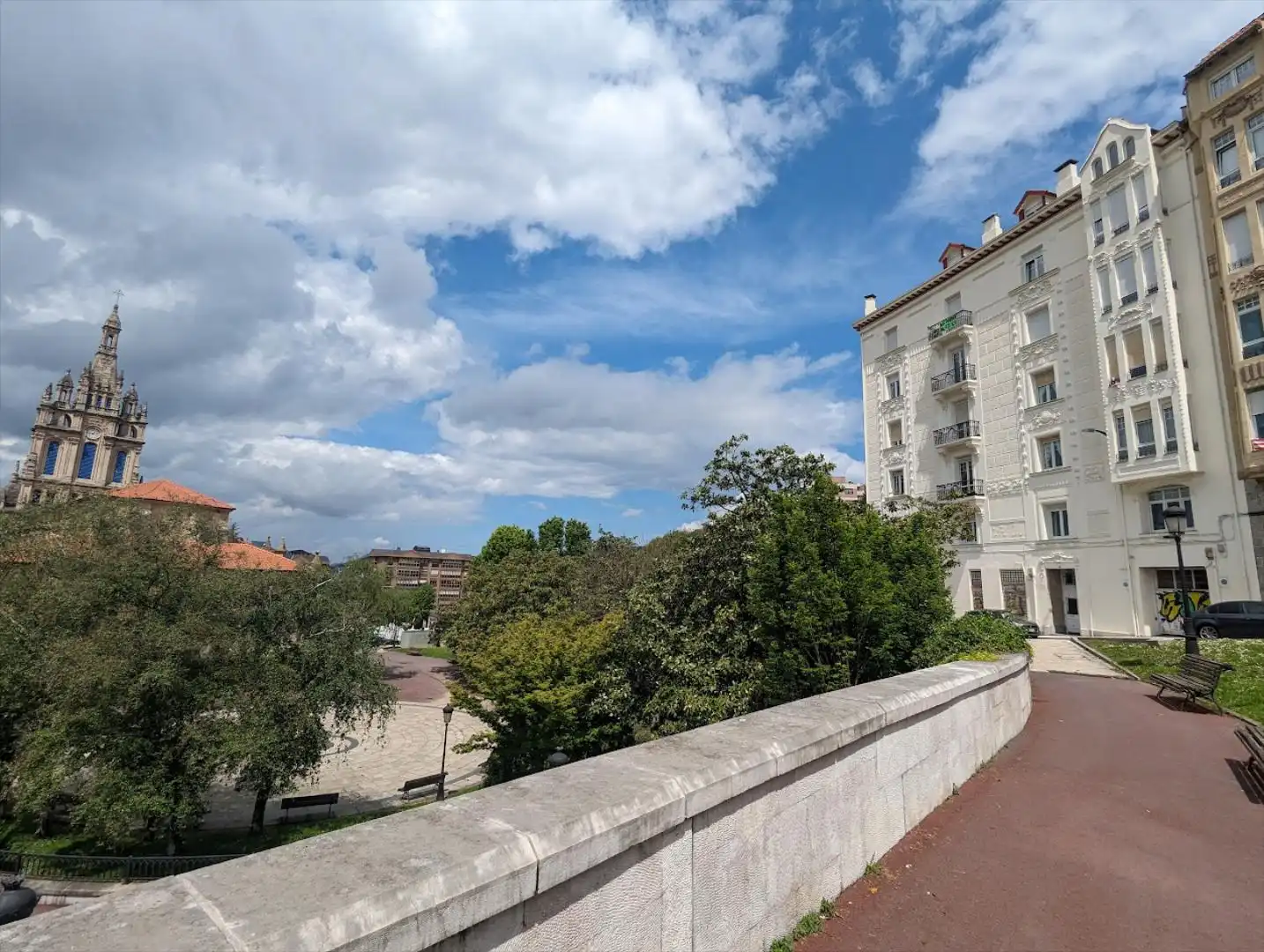 Vista exterior de Dúplex en venda en Bilbao  amb Traster