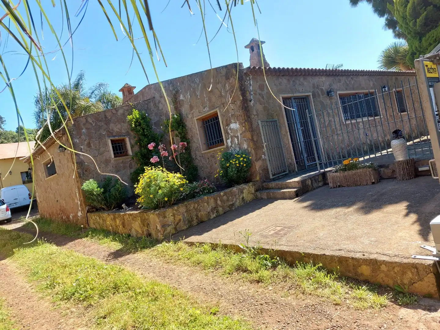Vista exterior de Casa o xalet en venda en Tacoronte amb Jardí privat, Parquet i Terrassa