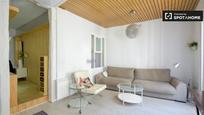 Living room of Flat to rent in  Madrid Capital  with Air Conditioner and Balcony