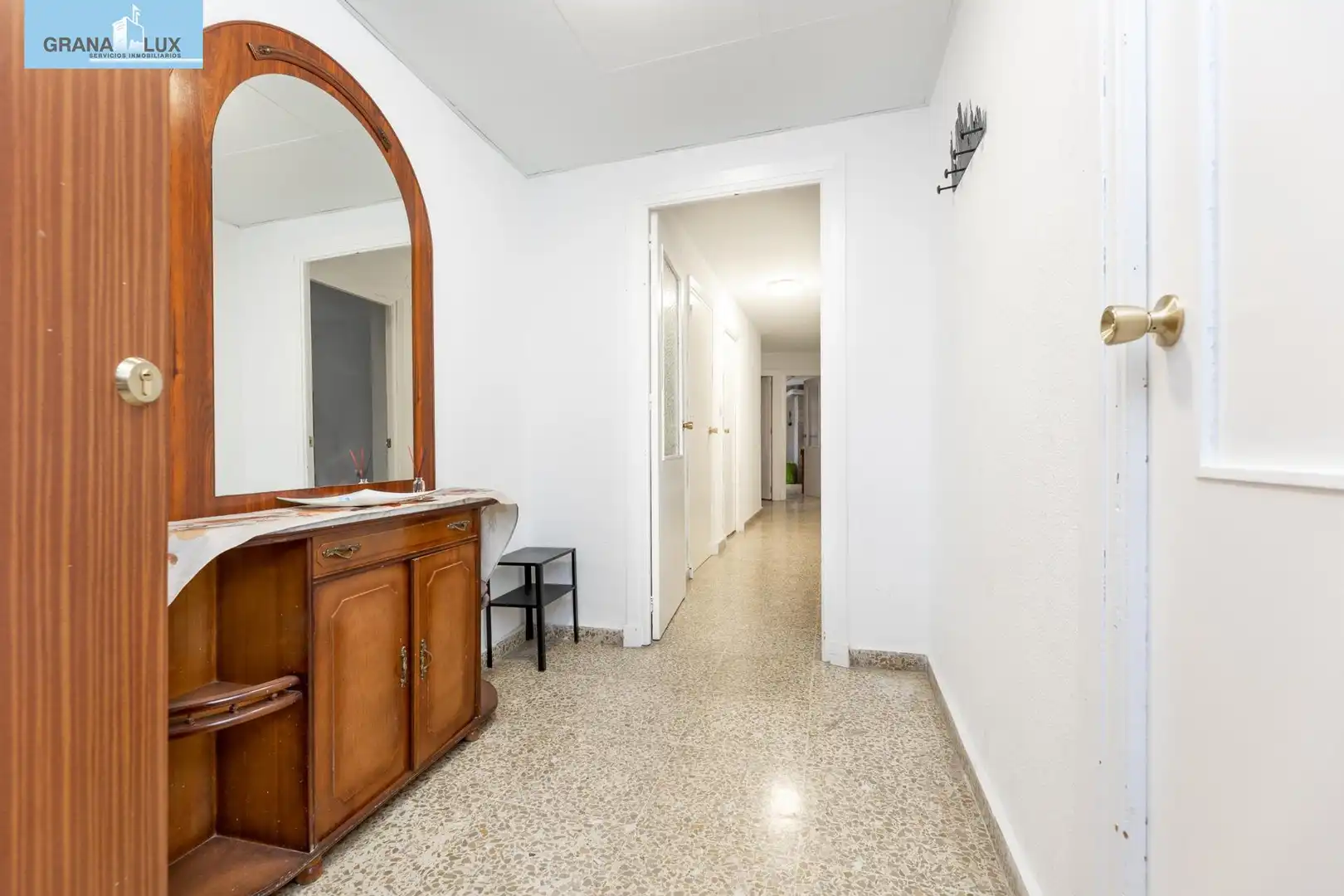 Piso con terraza en venta en Calle Triana Baja, imagen 3