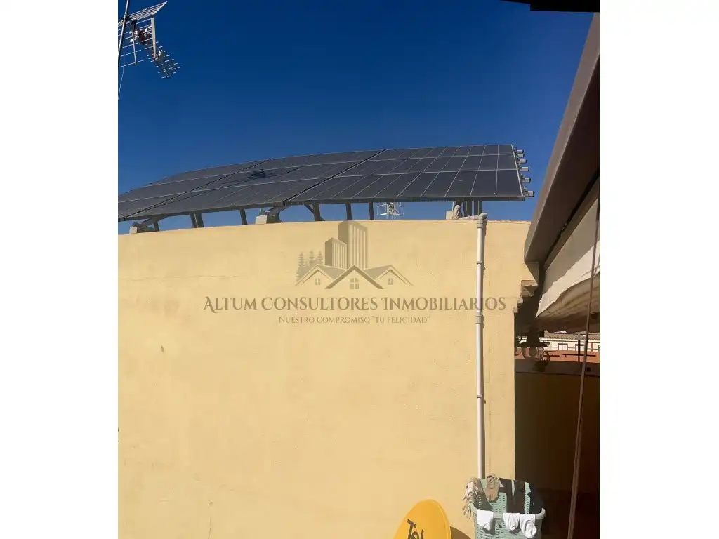 Vista exterior de Casa o chalet en venta en Nueva Alcalá