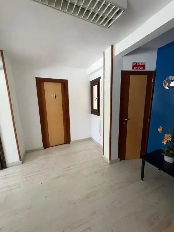 Büro zur Miete in Carrer Reis Catòlics, imagen 11