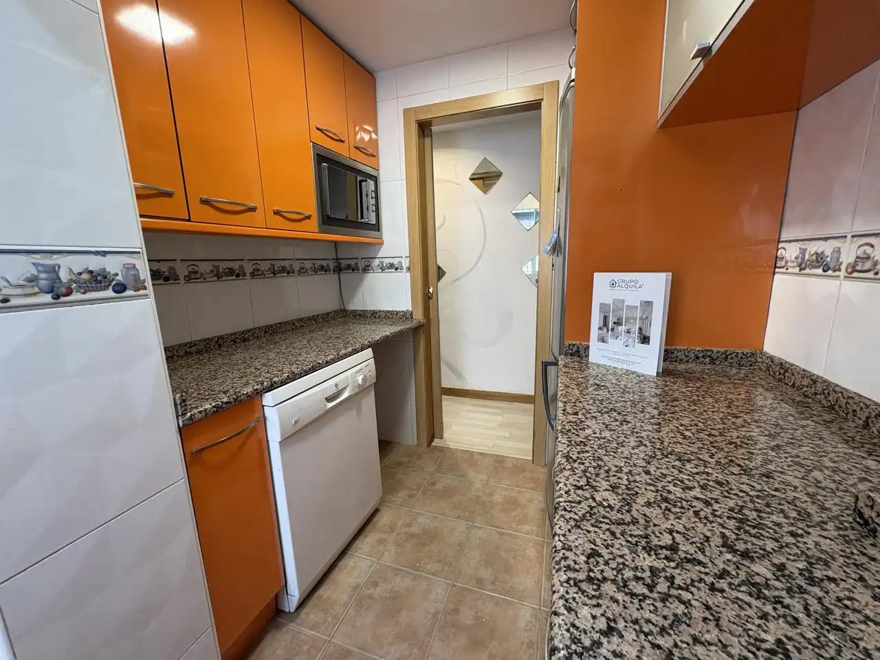 Cocina de Planta baja de alquiler en Madrid con Aire acondicionado y Calefacción