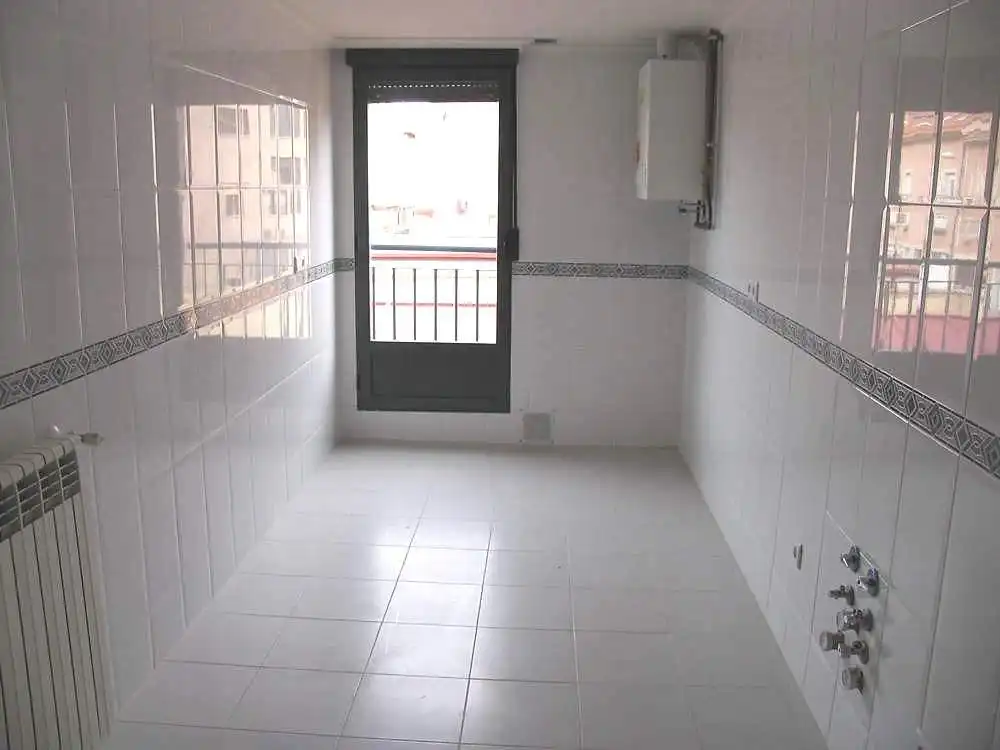 Flat with lift for sale in Calle Troncoso 2, imagen 3