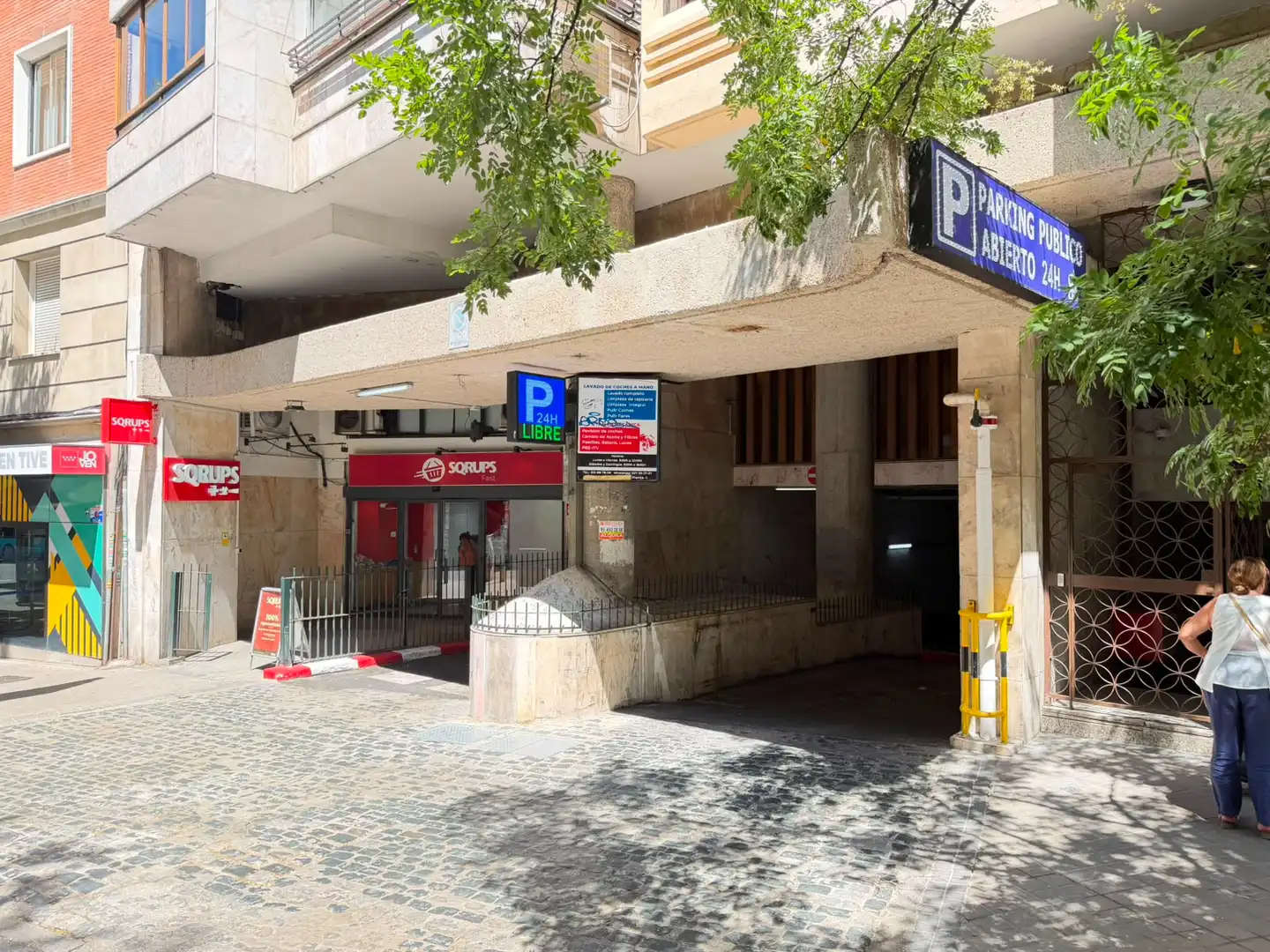 Parkplatz von Garage zur Miete in Madrid