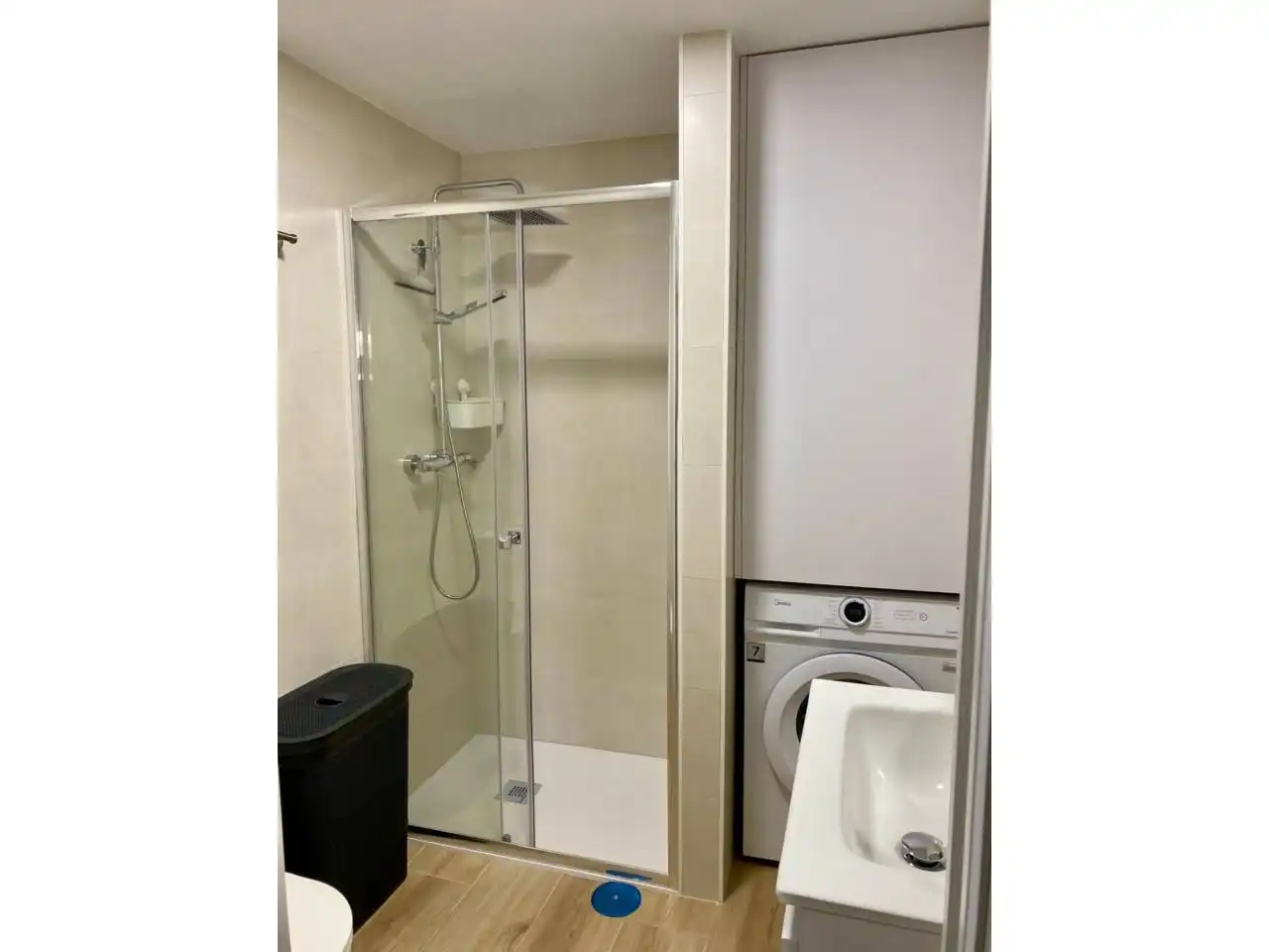 Study for rent in Calle Pintor Velazquez, Camino de Ronda