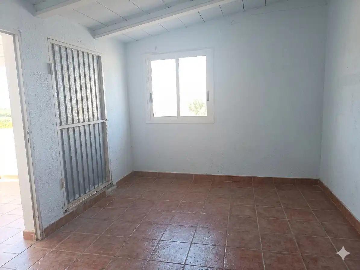 Habitación de Casa o chalet en venta en Vilanova i la Geltrú con Calefacción, Terraza y Trastero