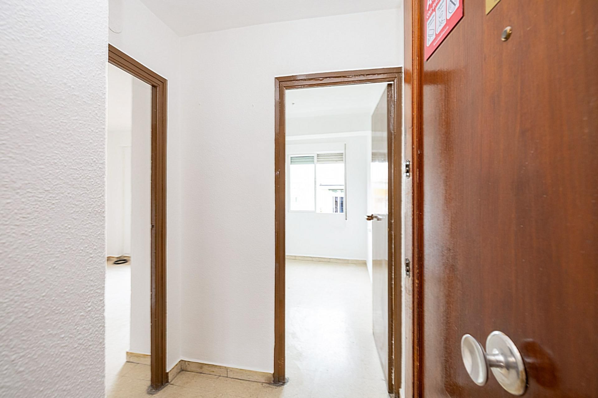 Flat for sale in Barrio de Zaidín