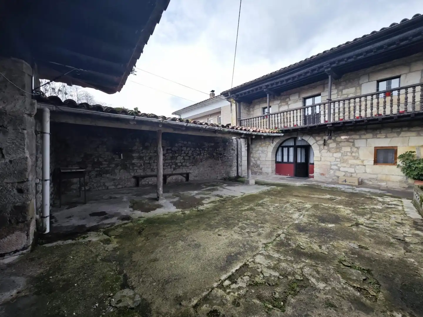 Vista exterior de Casa o chalet en venta en Mazcuerras con Jardín privado y Balcón