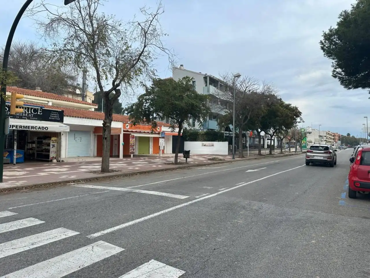 Local comercial en venta en Avenida Diputación, imagen 2