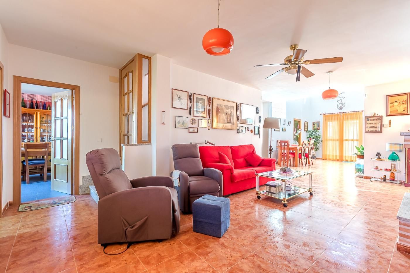 Living room of House or chalet for sale in San Martín de Montalbán  with Air Conditioner, Heating and Terrace