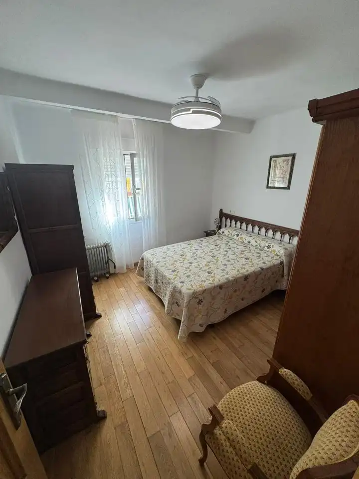 Bedroom of Flat for rent in Vélez-Málaga
