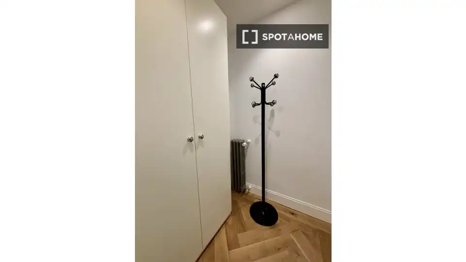 Room in Ríos Rosas - Nuevos Ministerios