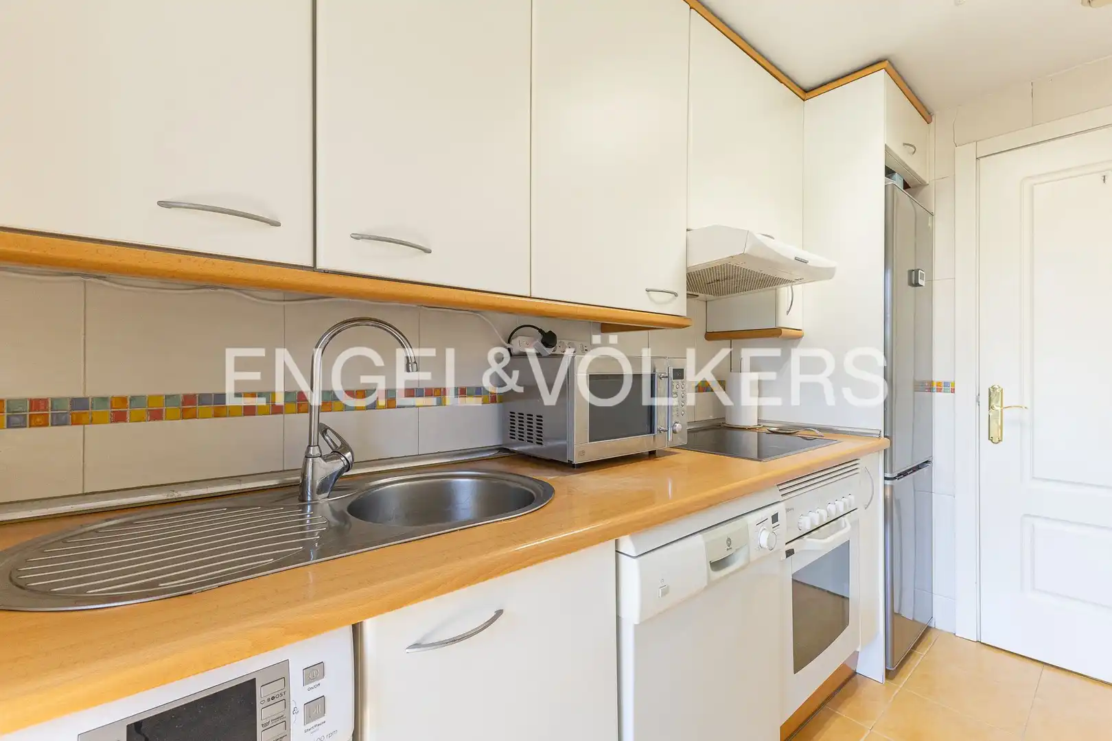 Cocina de Piso en venta en Madrid con Aire acondicionado, Calefacción y Piscina