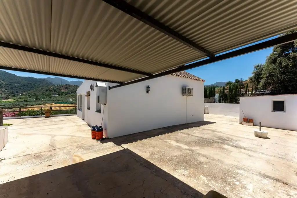 Casa rústica amb piscina en venda a Monda, imagen 39