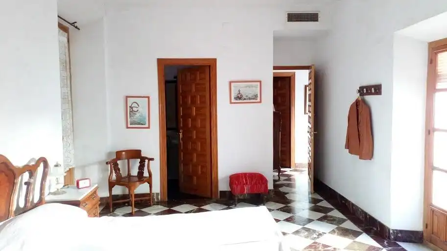 Houses for sale in Córdoba  with Air Conditioner, Heating and Storage room