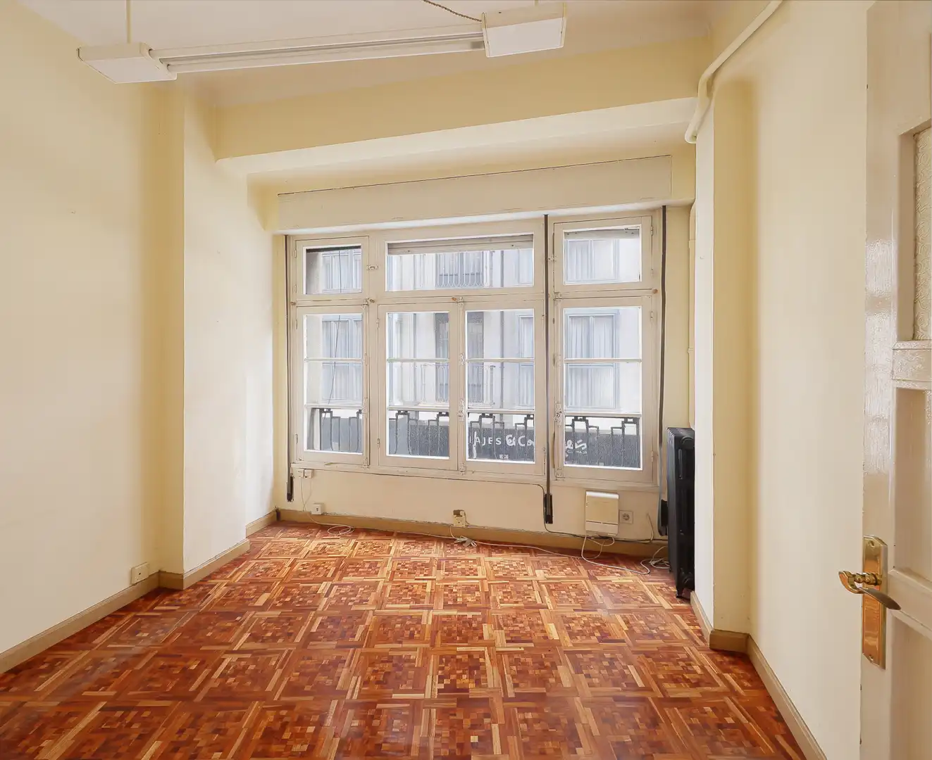 Piso en venta en Gijón  con Calefacción, Parquet y Trastero