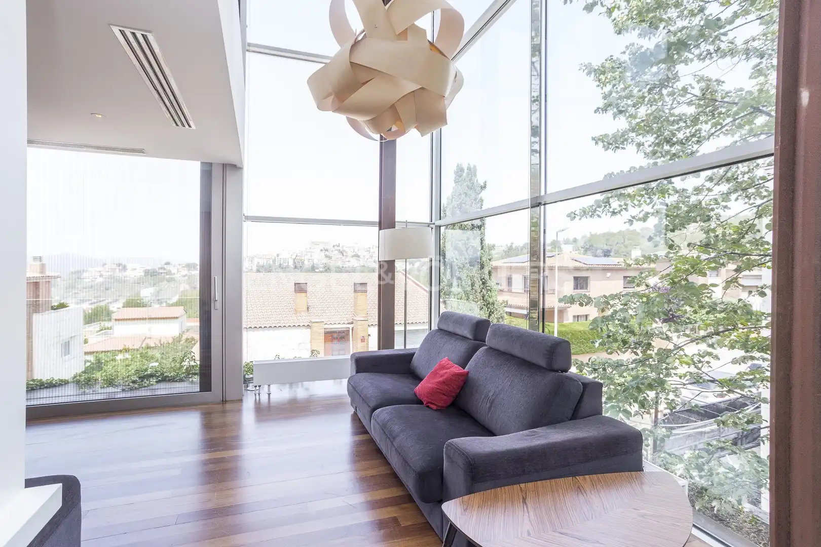 Sala de estar de Casa o chalet en venta en El Papiol con Aire acondicionado, Calefacción y Jardín privado
