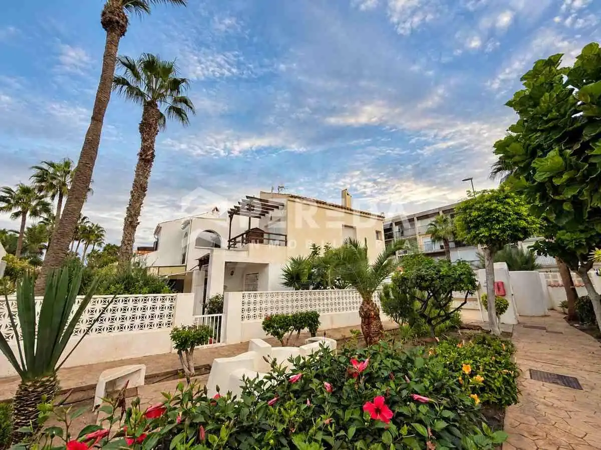 Studio mit Pool zum Verkauf in Avenida ENTREMARES (U), imagen 30