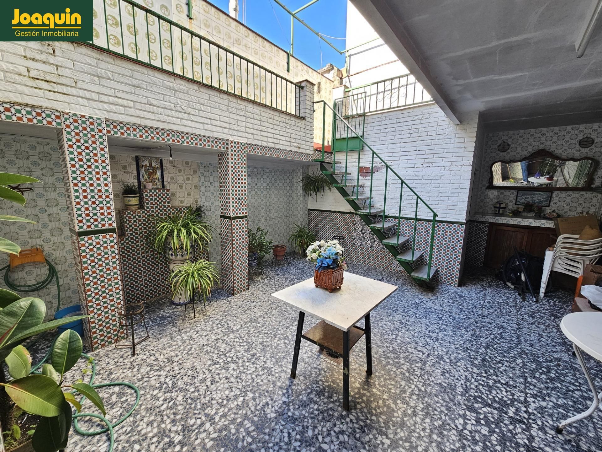 Jardí de Casa o xalet en venda en  Córdoba Capital amb Terrassa i Traster