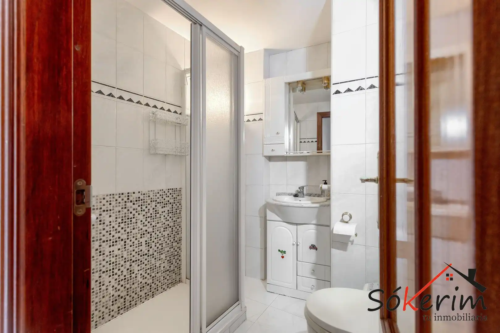 Baño de Piso en venta en Fuenlabrada con Calefacción y Trastero