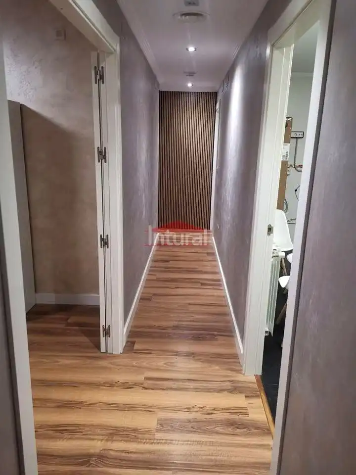 Ático en venta en La Gineta con Terraza, Trastero y Amueblado