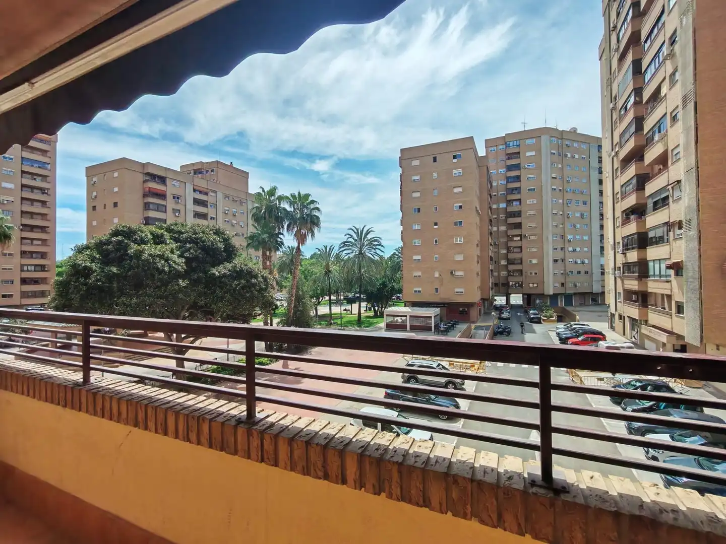 Exterior view of Flat for sale in Xirivella  with Air Conditioner, Terrace and Balcony
