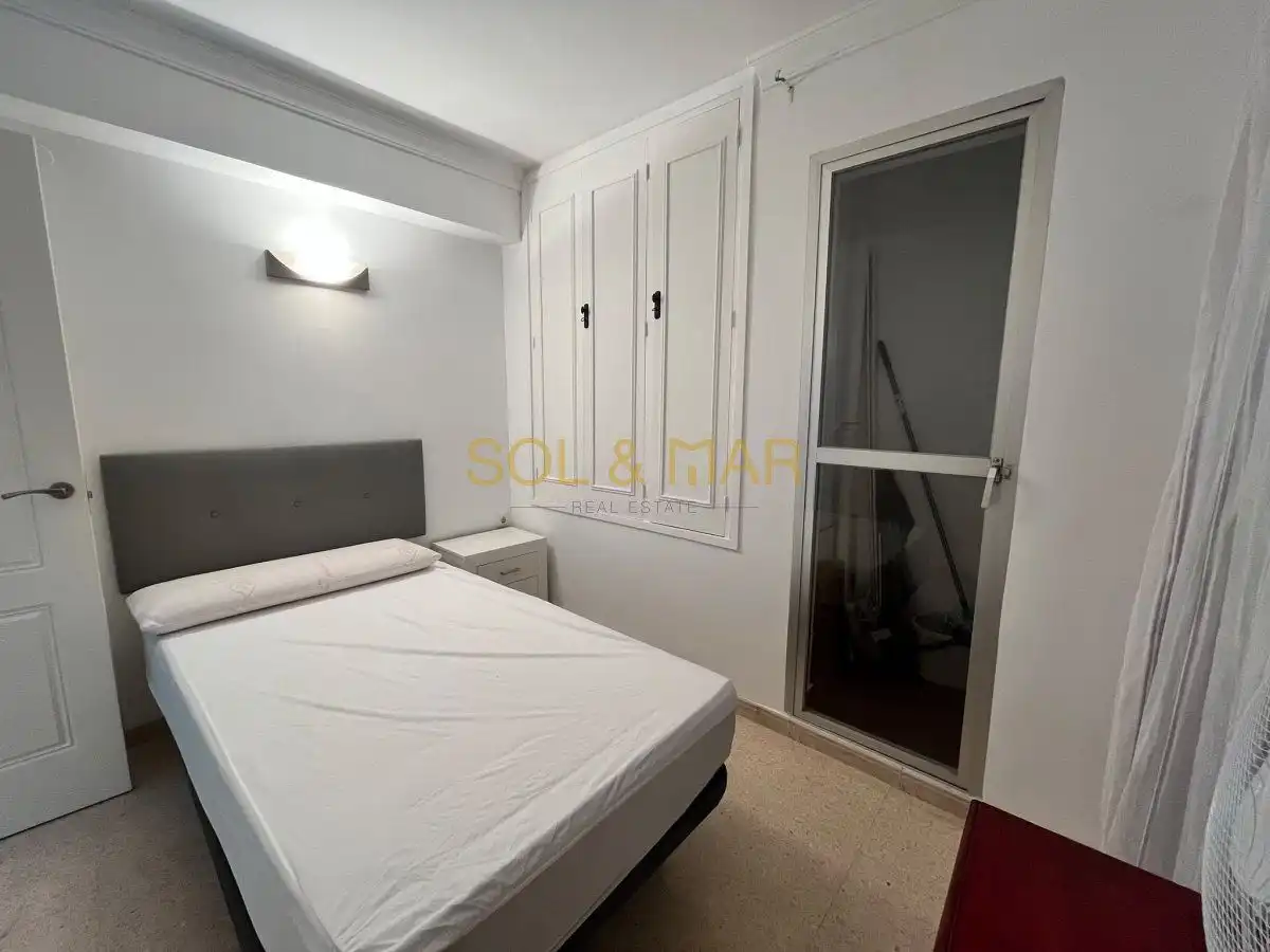 Dormitori de Apartament de lloguer en Torremolinos amb Terrassa