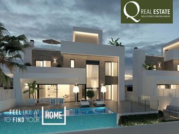 Neubau-Villa mit Balkon zum Verkauf in Carrer de Brasil