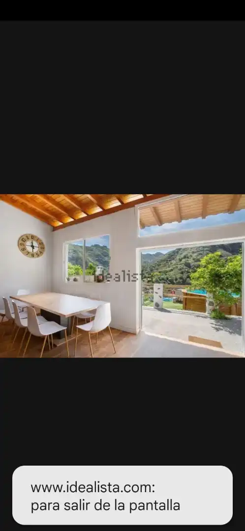 Casa rústica con terraza en venta en Calle las Rosadas 45