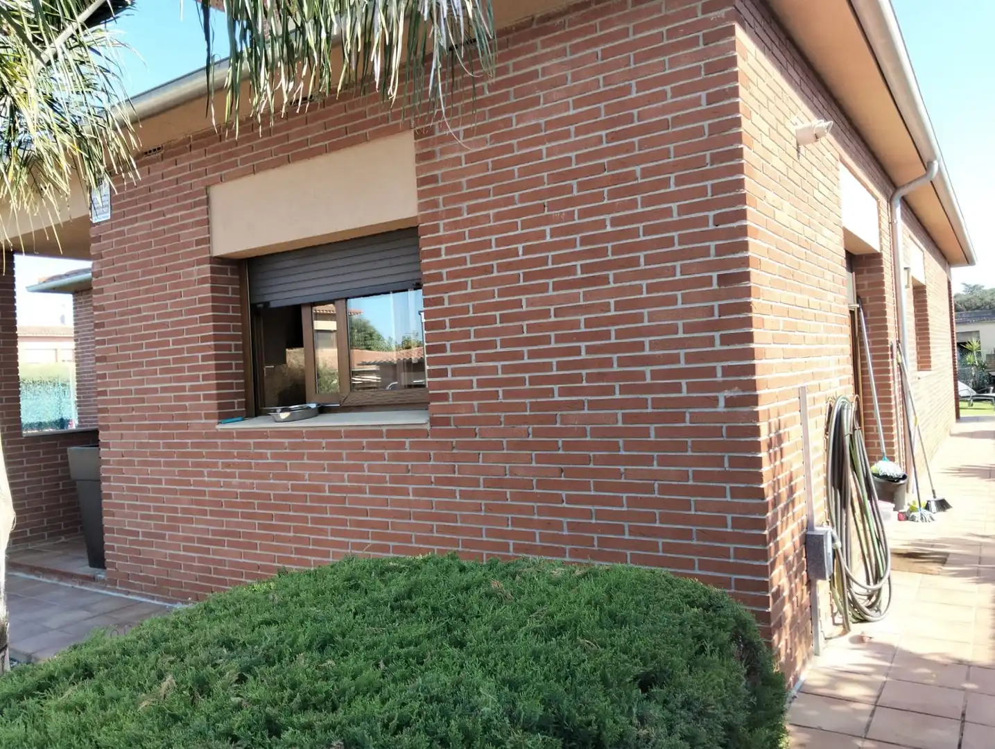 Vista exterior de Casa o chalet en venta en Llambilles con Aire acondicionado, Calefacción y Jardín privado