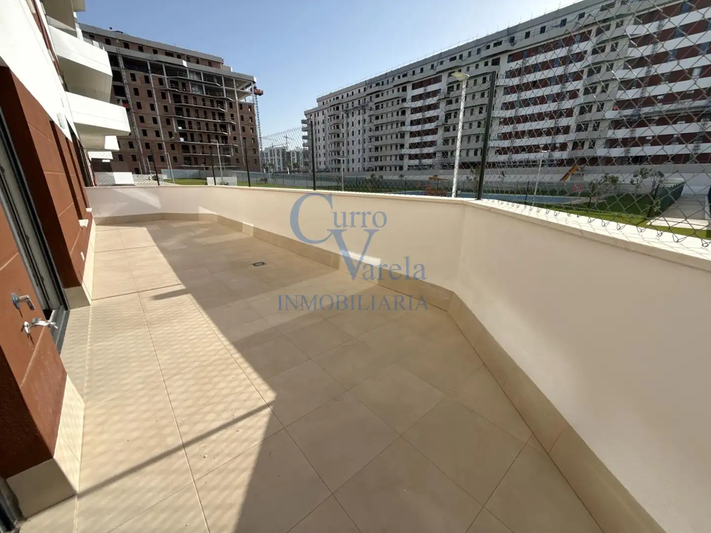 Appartamento con piscina in affitto a Entrenúcleos, imagen 8