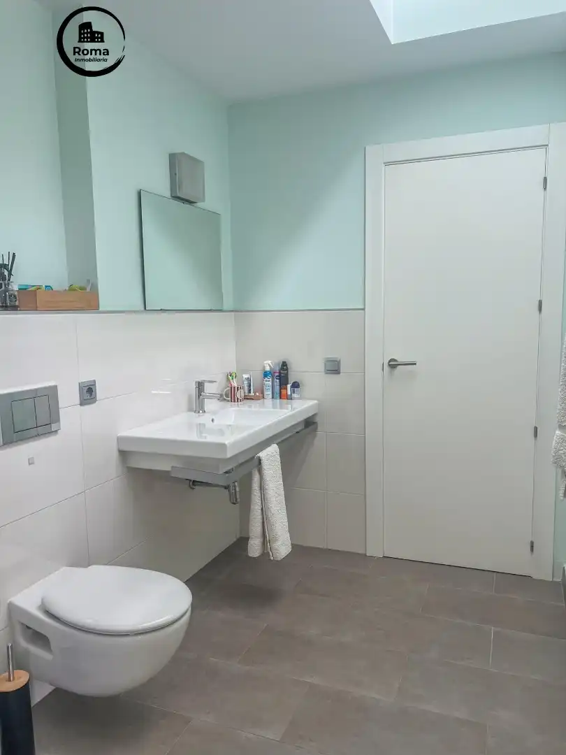 Bany de Casa o xalet en venda en Las Gabias amb Aire condicionat, Calefacció i Jardí privat