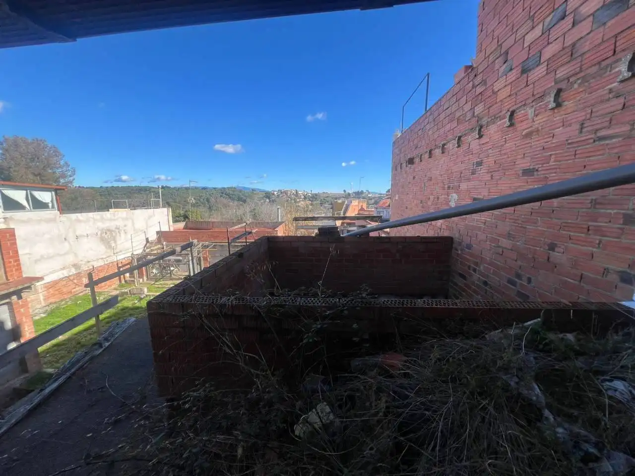 Vista exterior de Edificio en venta en Sabadell