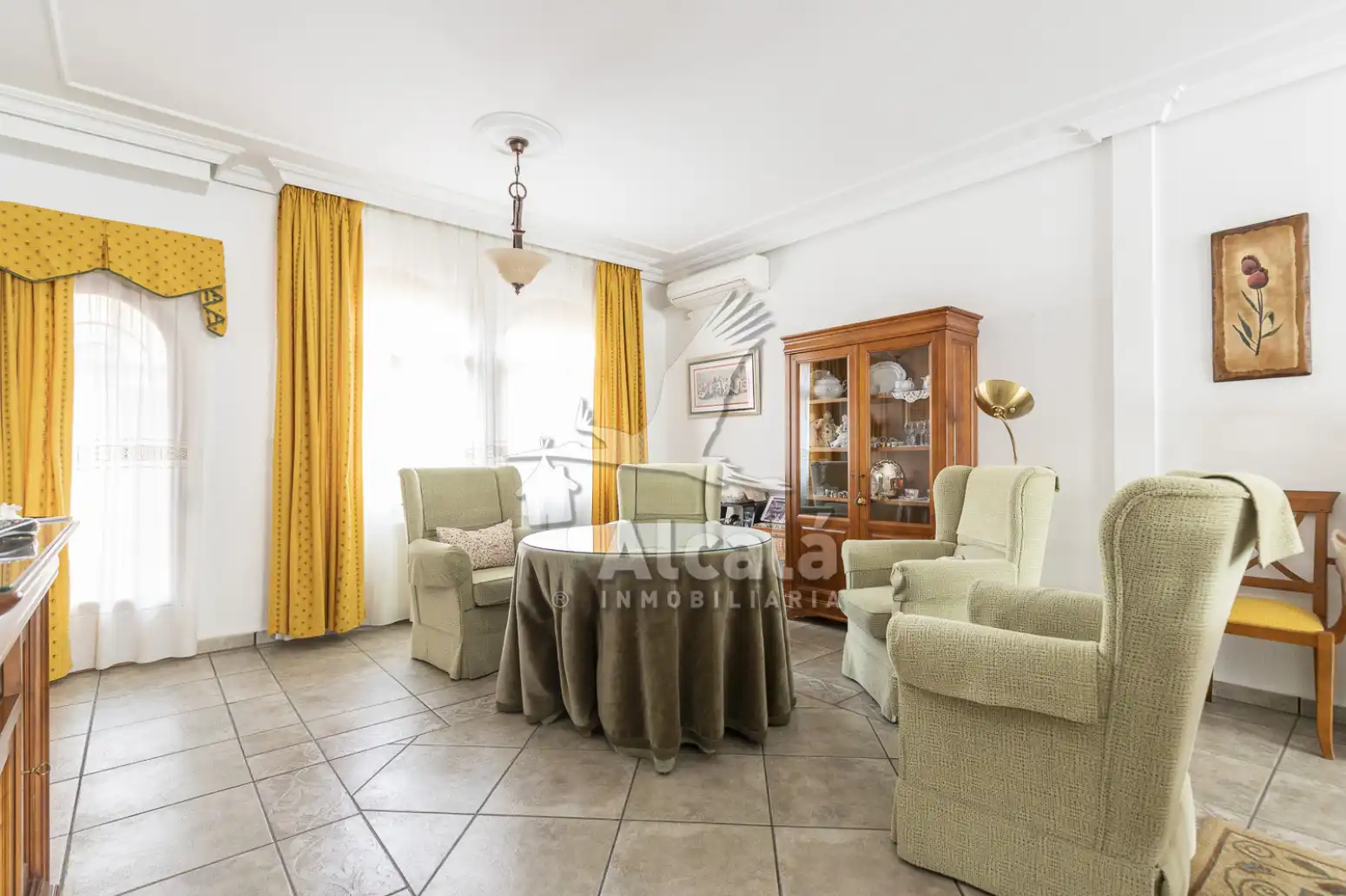Sala de estar de Casa adosada en venta en Torrijos con Aire acondicionado, Calefacción y Terraza