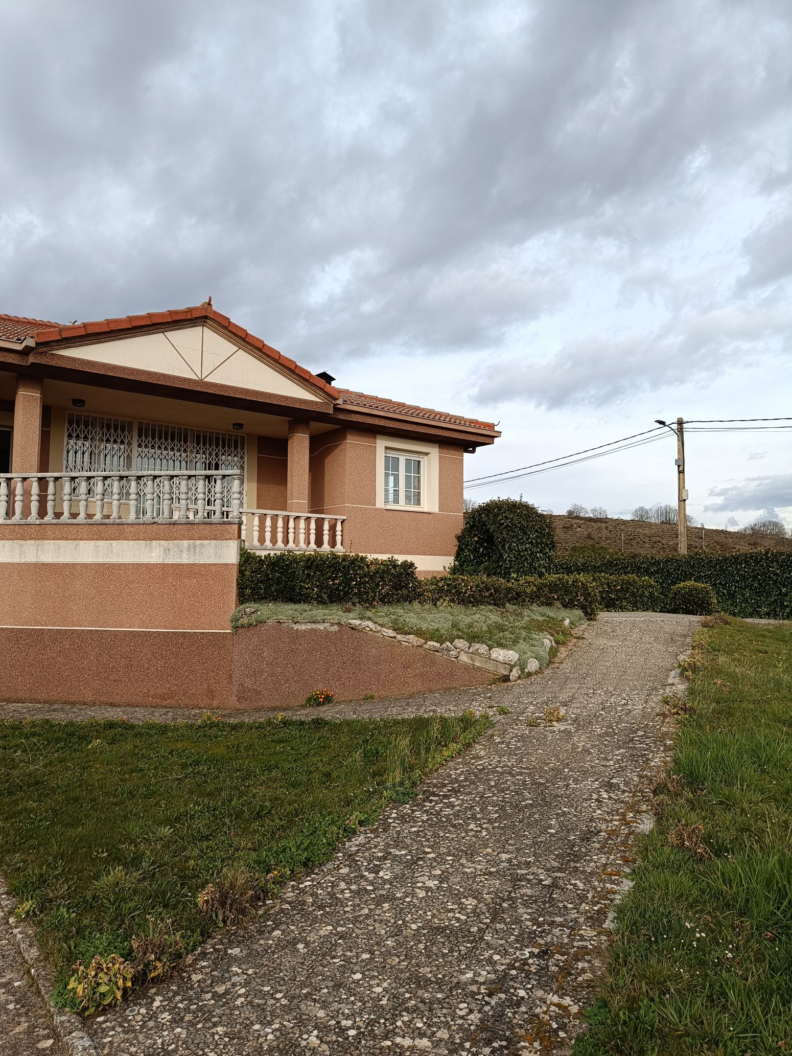 Exterior view of House or chalet for sale in Aguilar de Campoo  with Heating and Terrace
