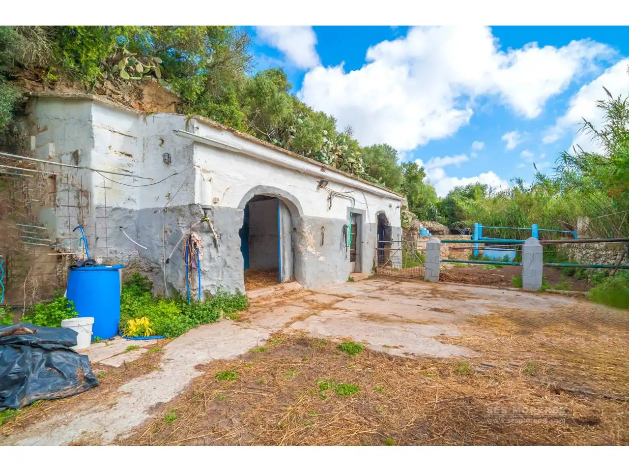 Vista exterior de Finca rústica en venda en Maó - Mahón amb Jardí privat