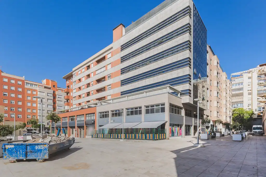 Oficina con ascensor en venta en Av. de la Estación