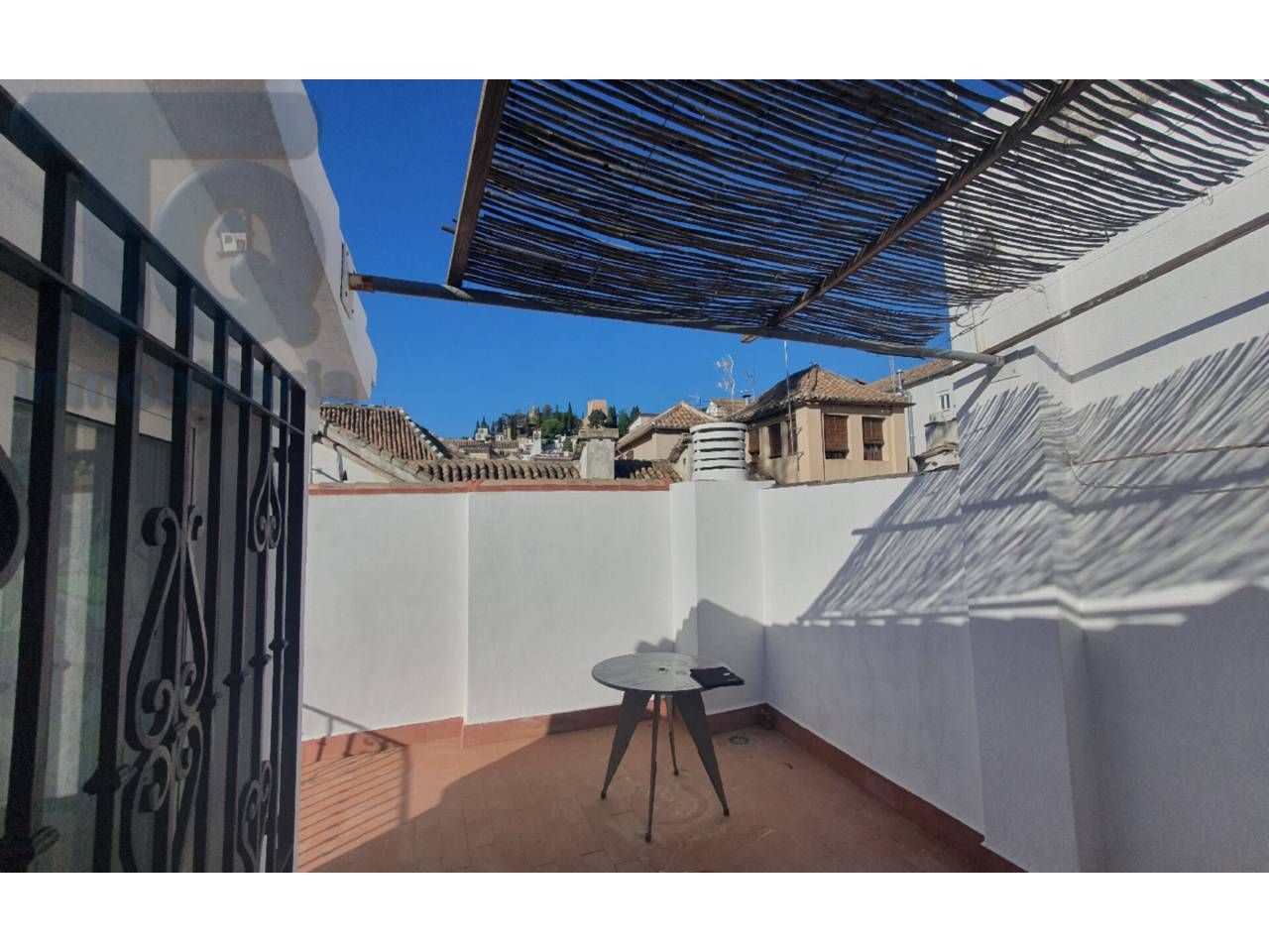 Exterior view of Single-family semi-detached for sale in  Granada Capital  with Air Conditioner, Heating and Terrace